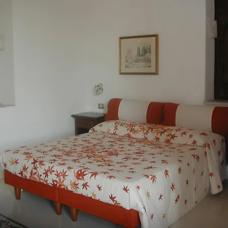 Alojamento de Turismo Rural La Taverna Floridia