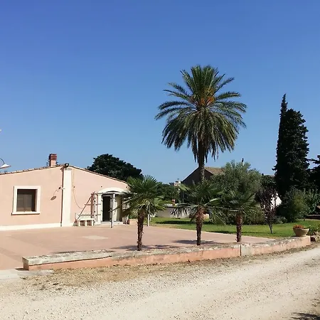 La Taverna Bauernhof Floridia